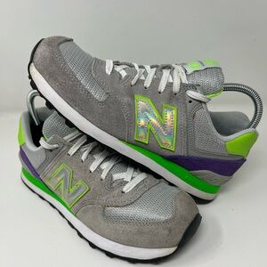New Balance 574 Womens Size 8 B Grey Green Leather Athletic Shoes Sneakers